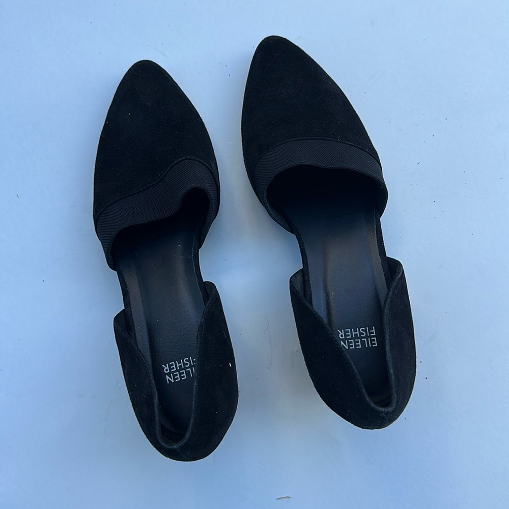 Size 11 woman’s shoe